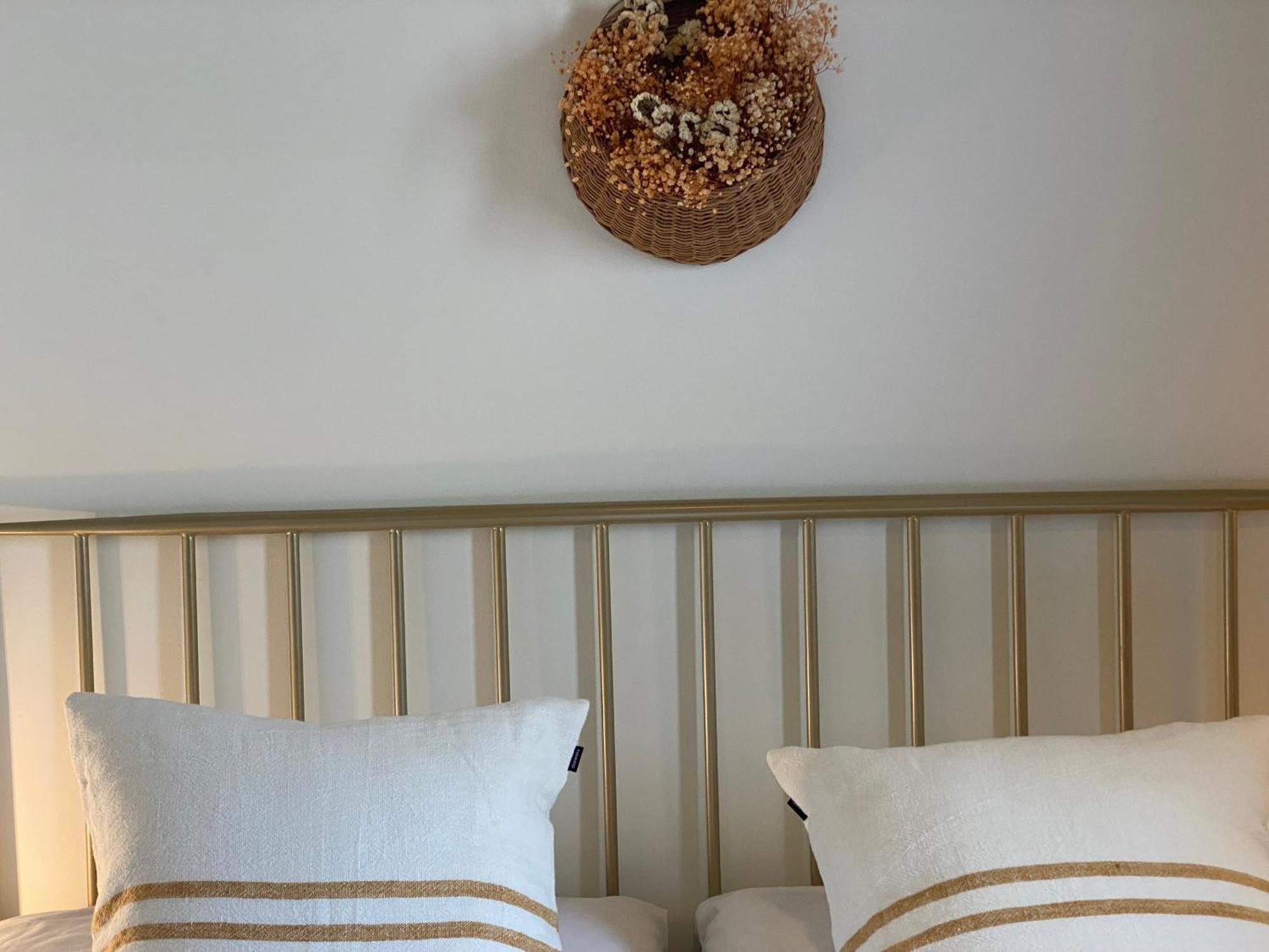 Les Filles Hotel Deltebre Buitenkant foto