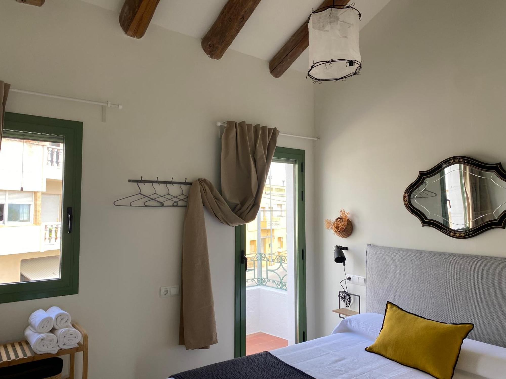 Les Filles Hotel Deltebre Buitenkant foto