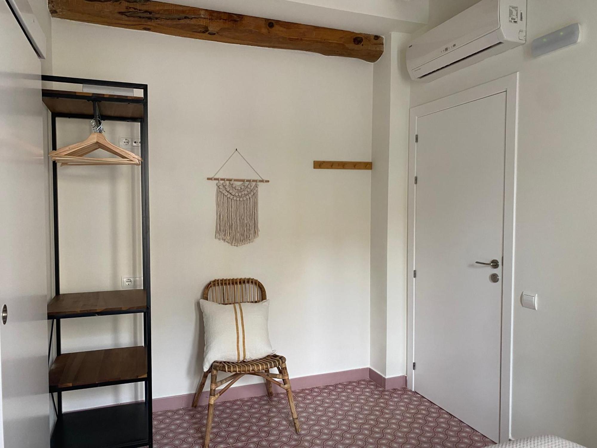 Les Filles Hotel Deltebre Buitenkant foto